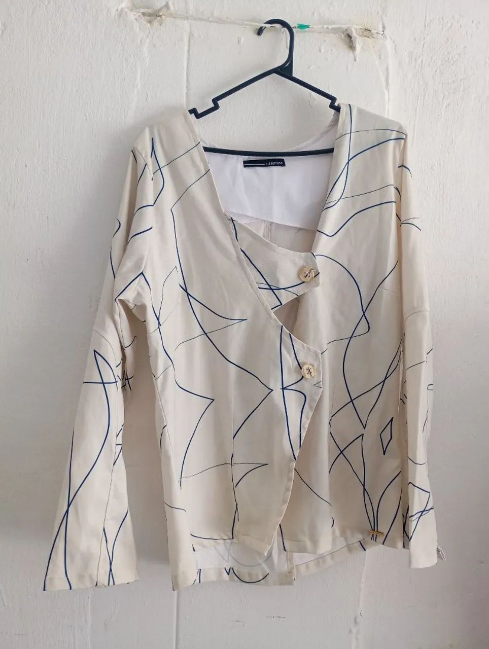 Roupas semi novas - Foto 4