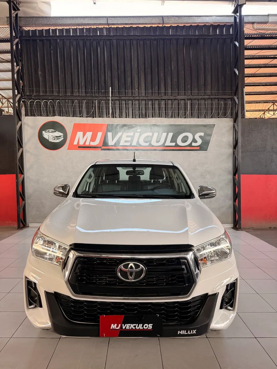 Toyota Hilux Hilux CD SRV 4x4 2.8 TDI Diesel Aut. 2020