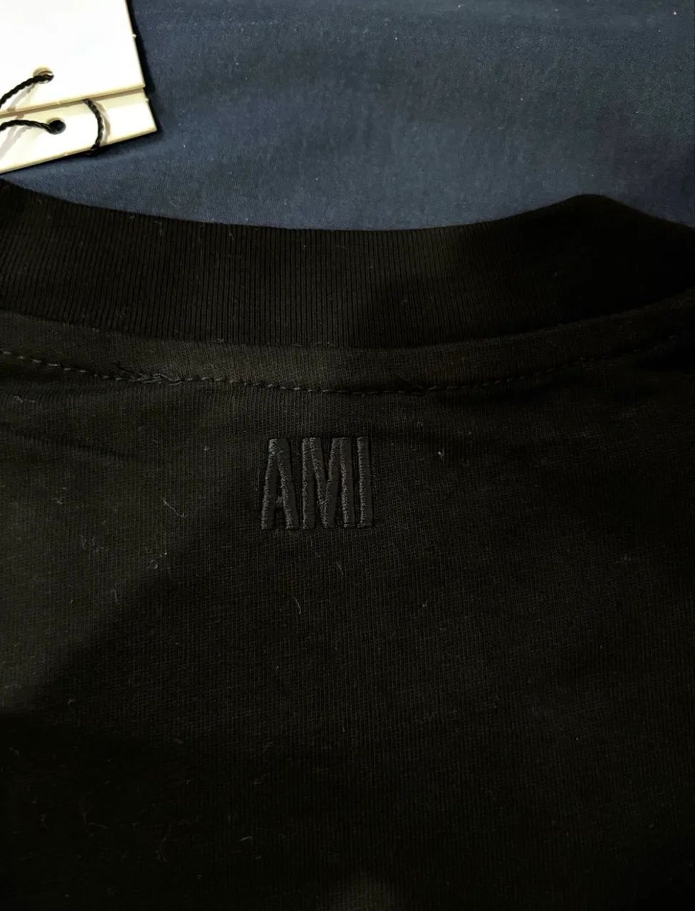 camiseta ami paris preta - Foto 3