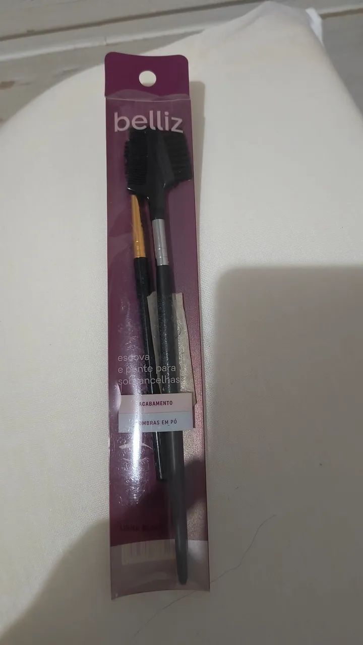 Escova e pente para sobrancelha 