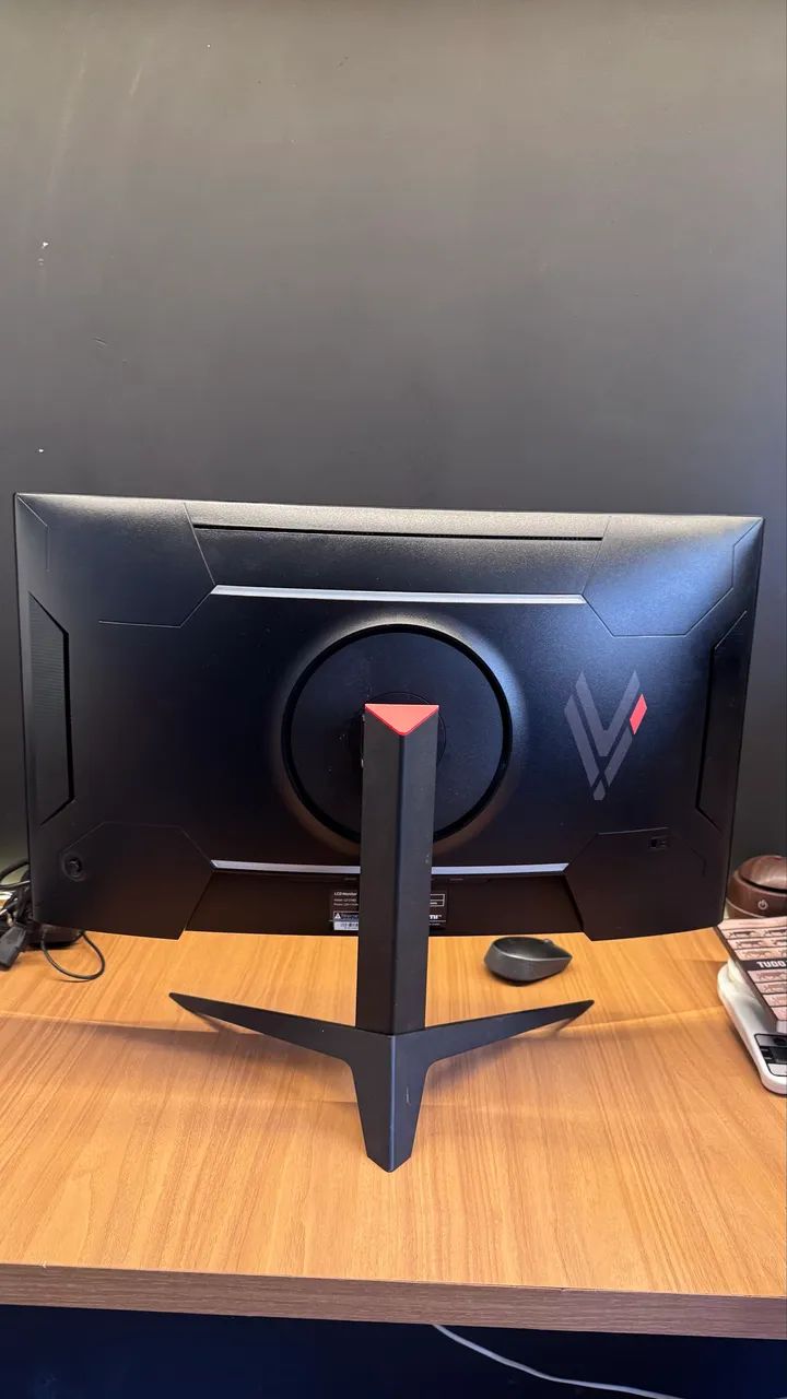 Monitor Level 240hz 27? Curvo - Foto 3