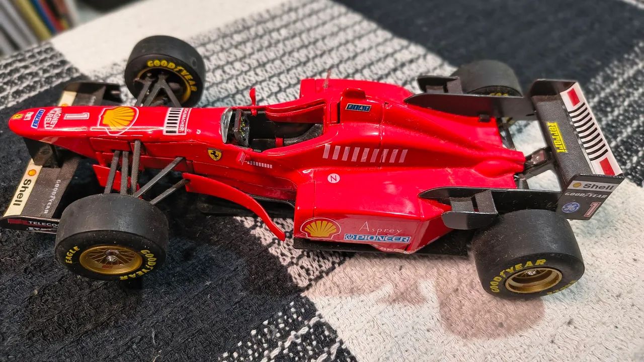 Colecionavel Fórmula 1- Ferrari F30 - Foto 3