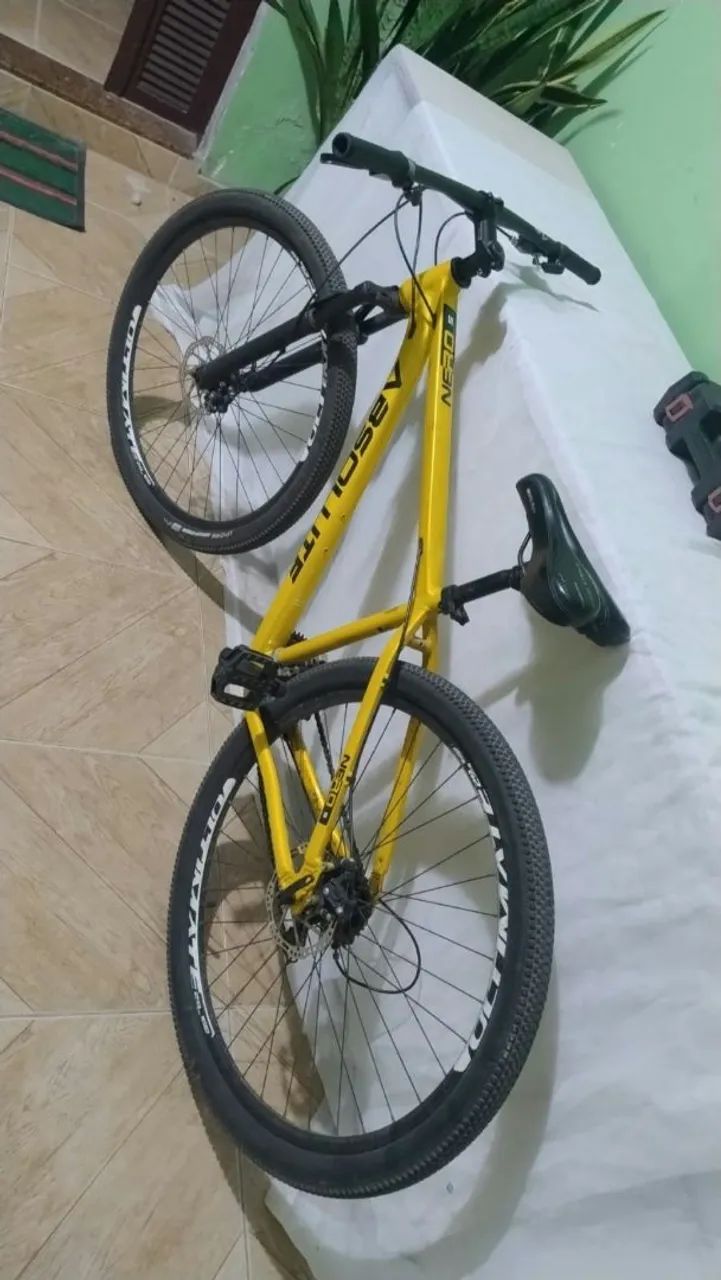 Vendo Bicicleta excelente completa  - Foto 4