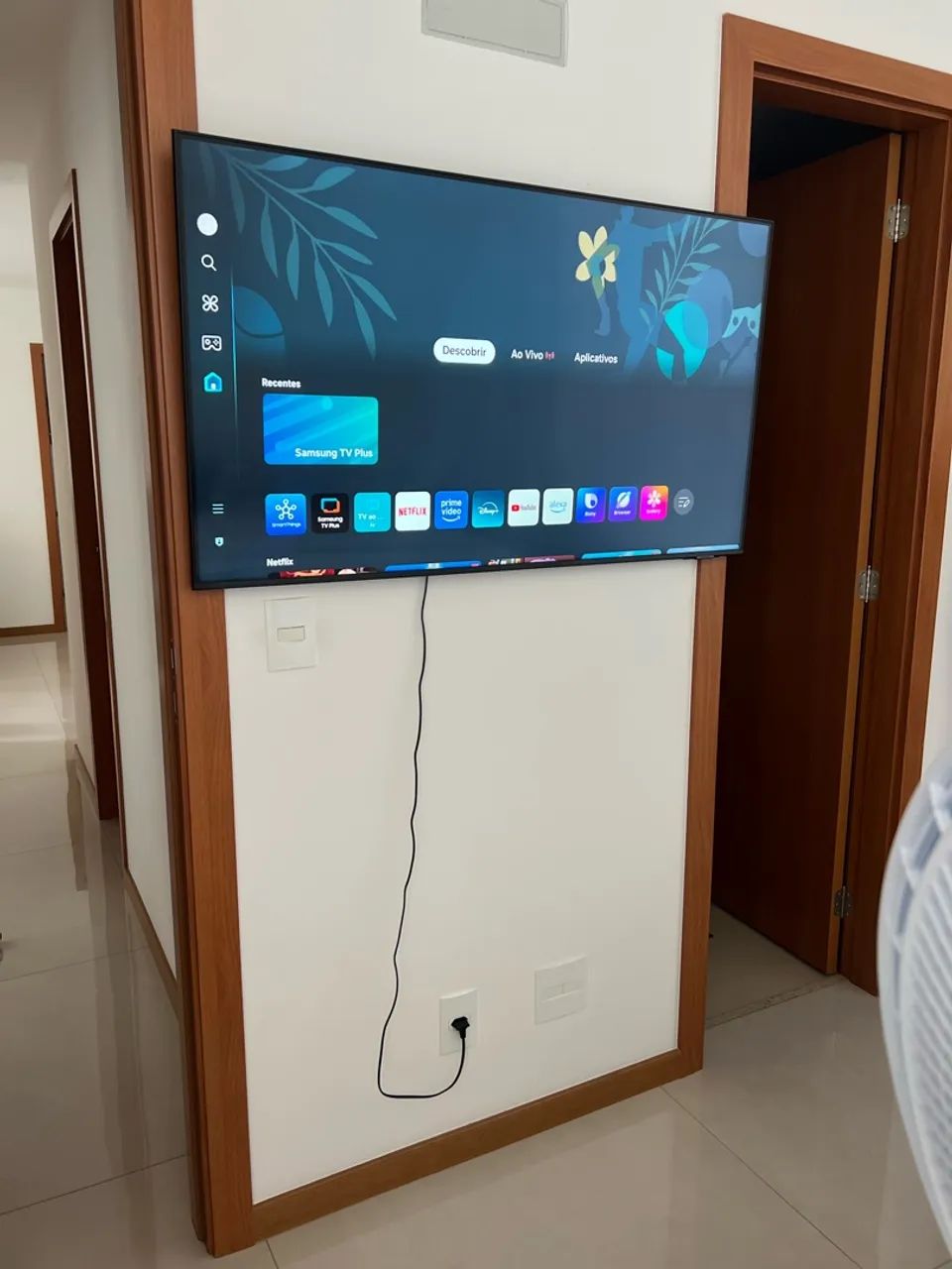 Smart TV Samsung Crystal UHD 4K 50"  - Foto 5