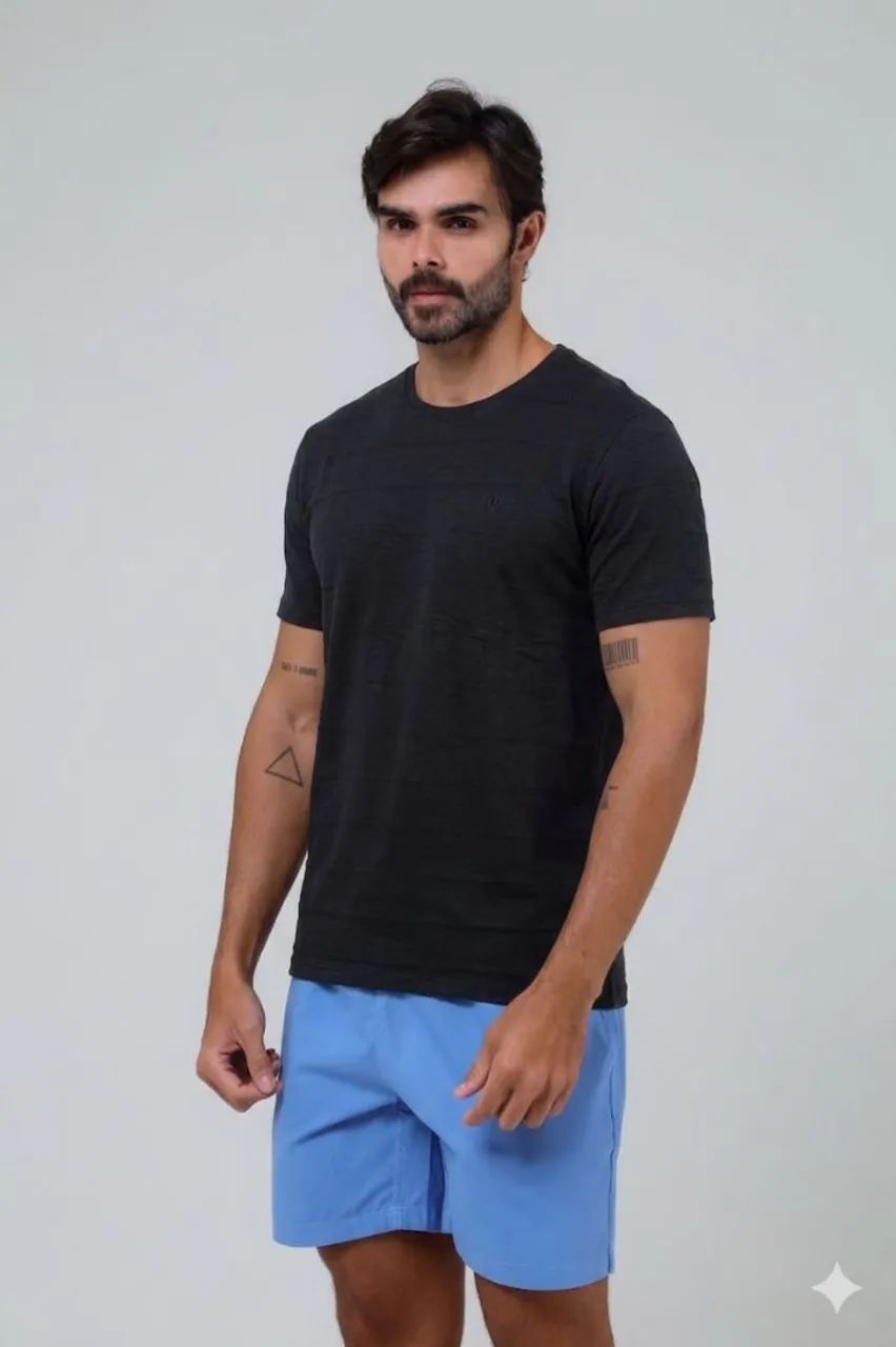 Camisa masculina em malha magnetada 
