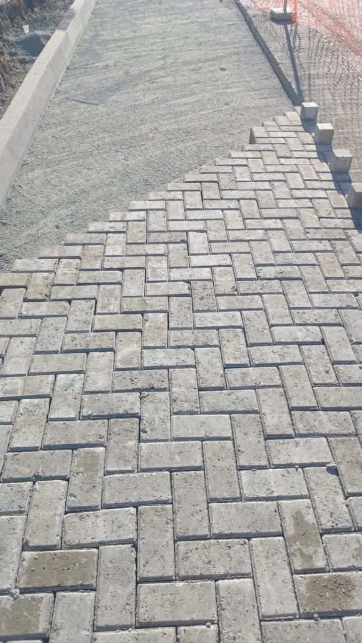 Colocação de paver faça seu orçamento serviço com qualidade e agilidade  - Foto 3