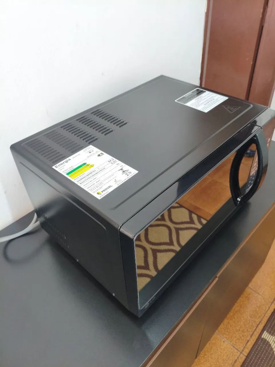 Microondas 30 litros com grill - Foto 3