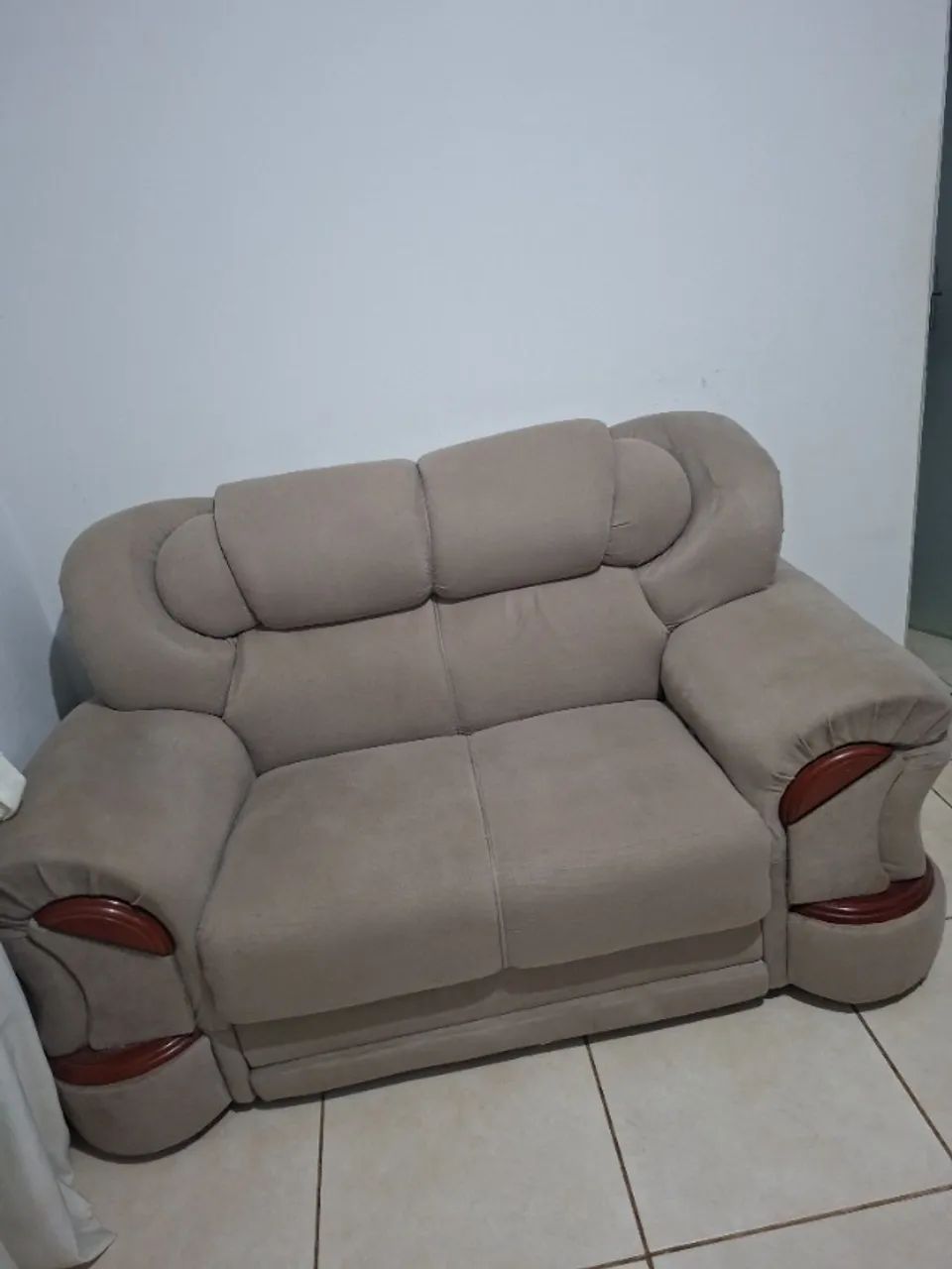 Vendo sofá 2 lugares - Foto 2