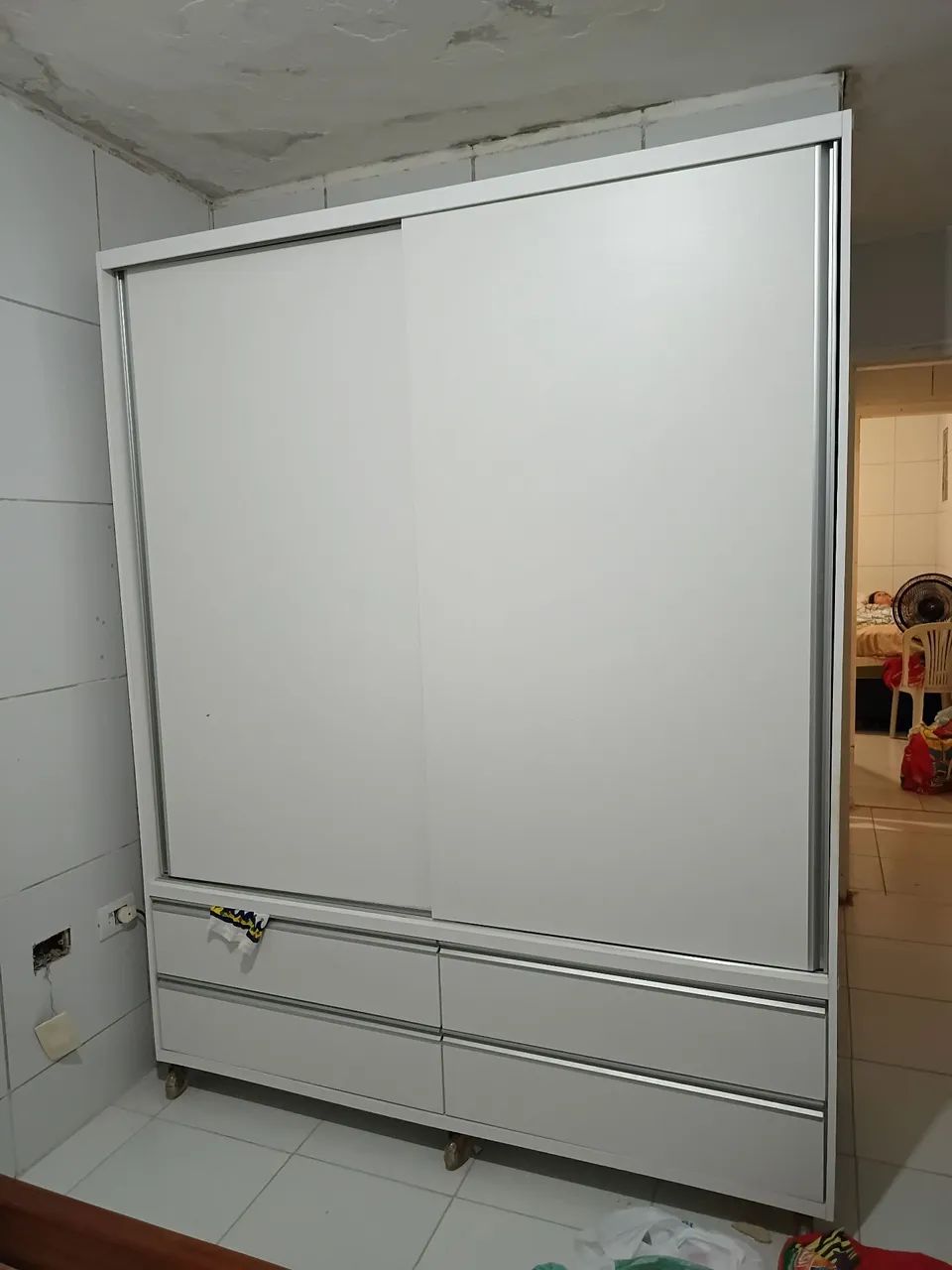 Guarda roupa :2.20x1.71 m 100% MDF - Foto 4