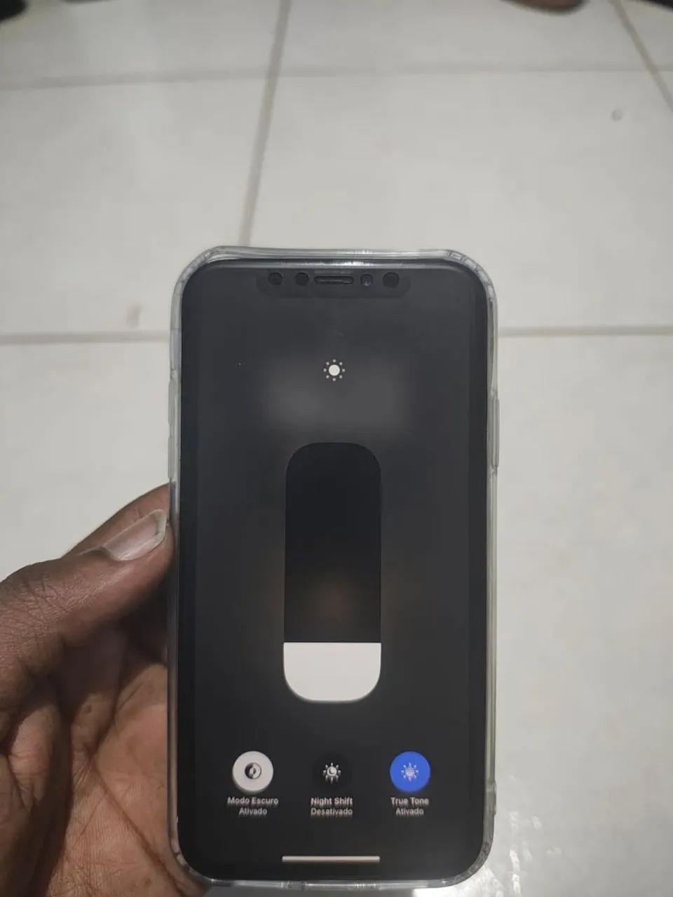 iPhone XR c defeito  - Foto 3