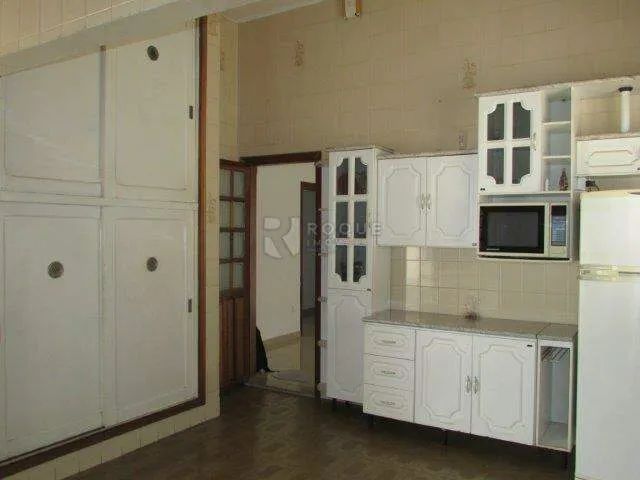 Casa Residencial à Venda  Espaçosa e Bem Localizada - Foto 3