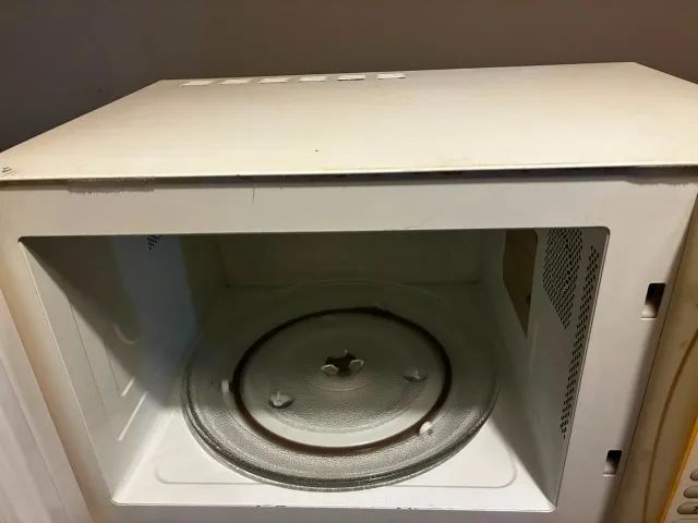 Micro-ondas com defeito - Foto 2