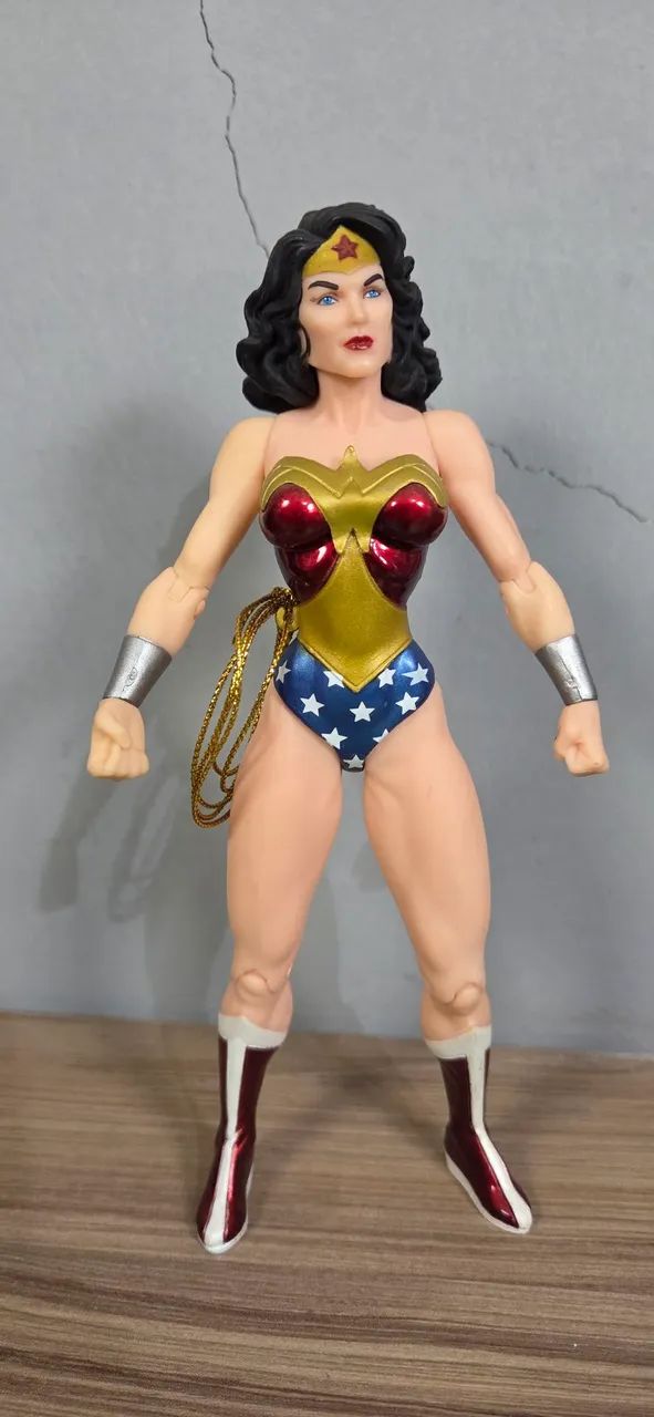 Mulher Maravilha Dc Collectibles Alex Ross