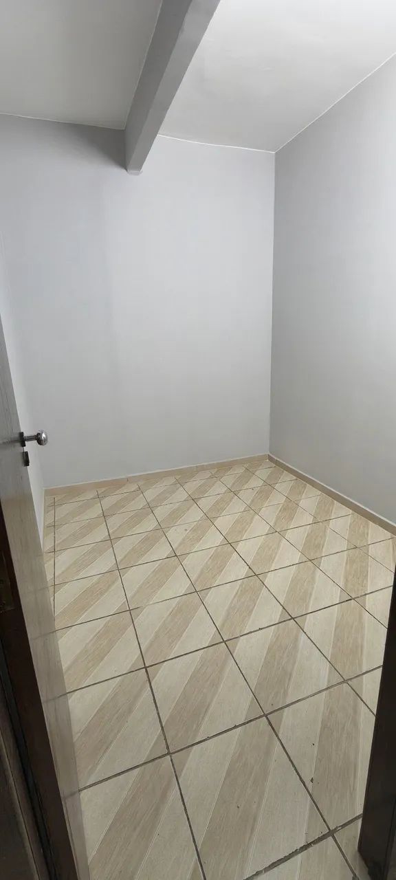 AP 2 quartos excelente localização  - Foto 4