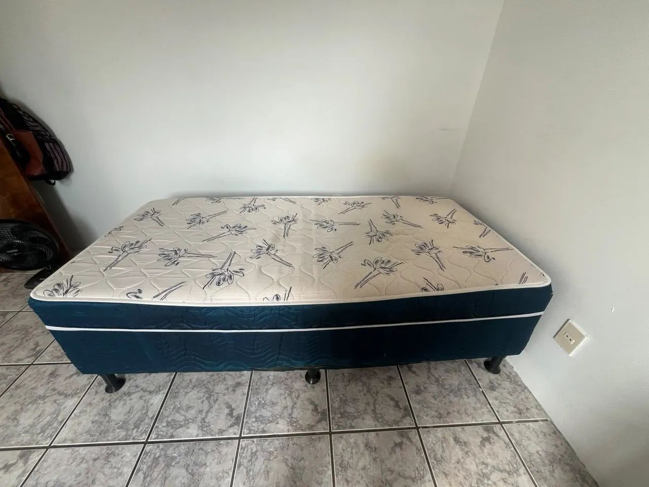 Cama box solteiro usada - Foto 3