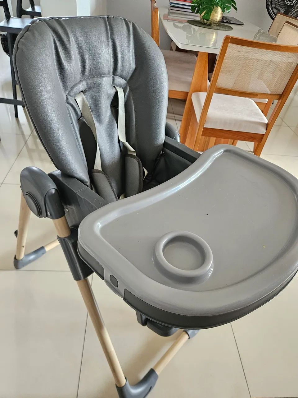 Cadeira de alimentação Galzerano