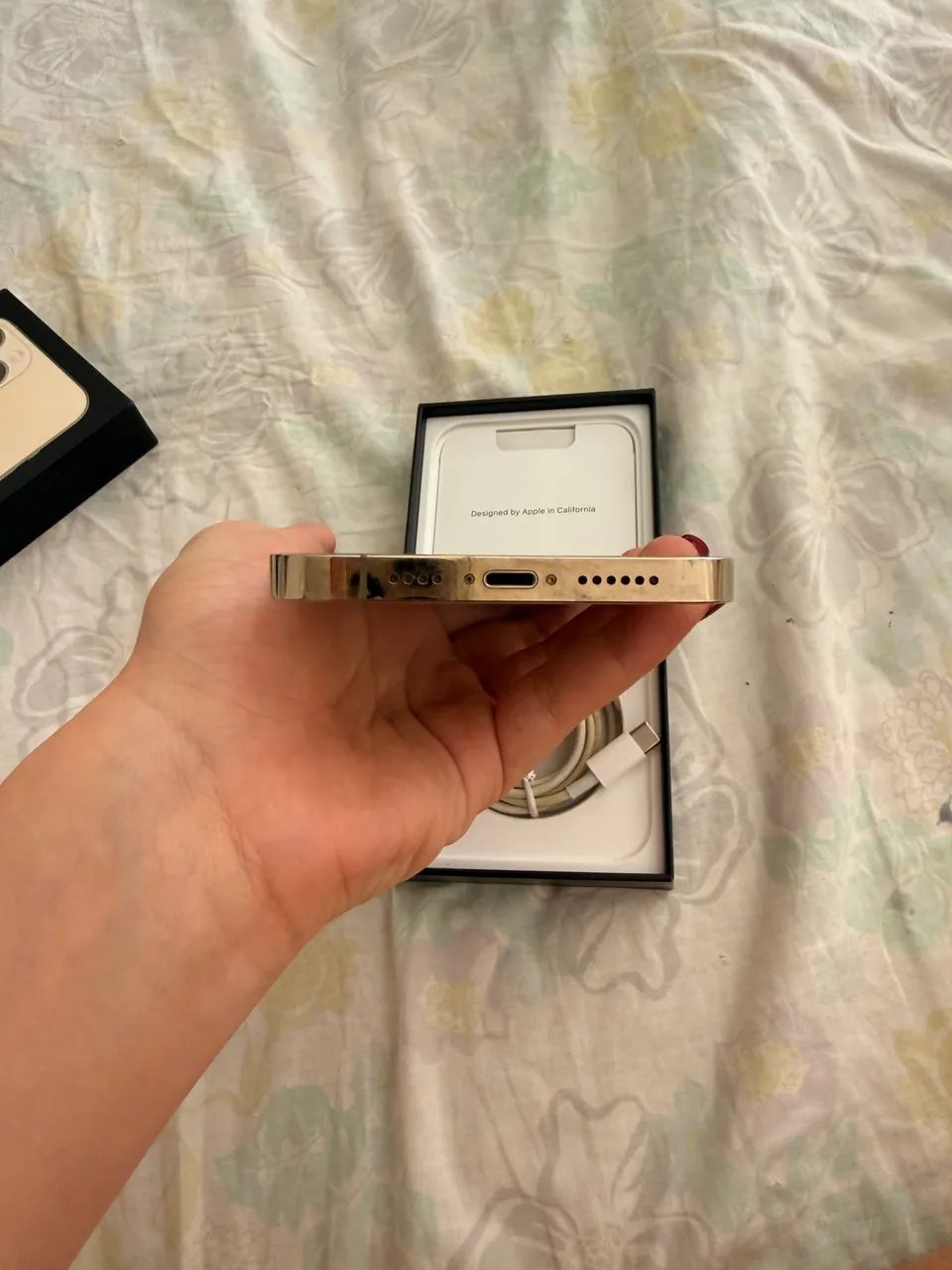 iPhone 13 Pro Max Gold 256GB - Desbloqueado + Caixa Original
