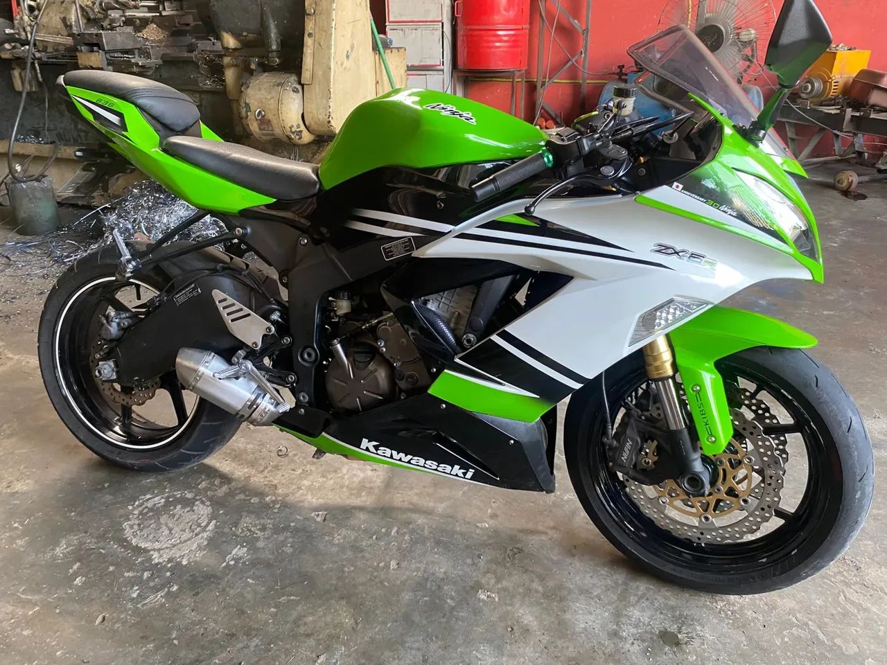 Kawasaki Zx-6r 636cc 2015 - 1478753160 | OLX