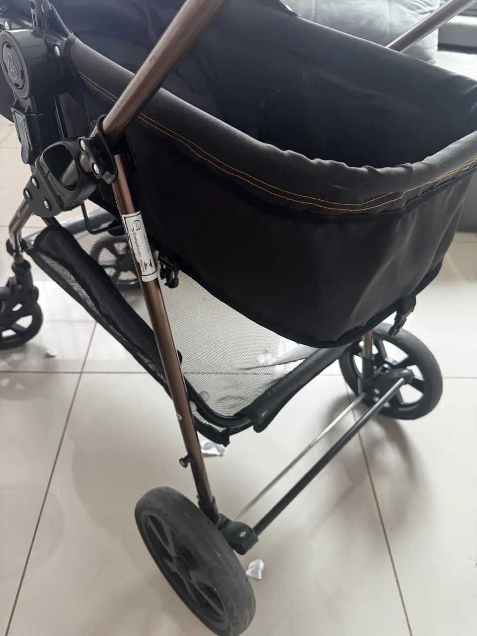 Carrinho e bebê conforto  - Foto 4
