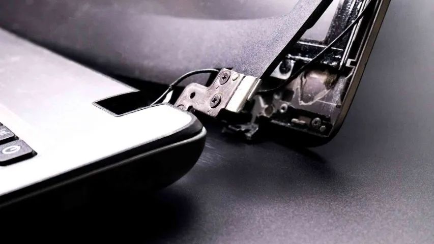 CONSERTO,REPARO E RESTAURAÇÃO DE CARCAÇAS DE NOTEBOOKS - PAJUÇARA - GARANTIDO