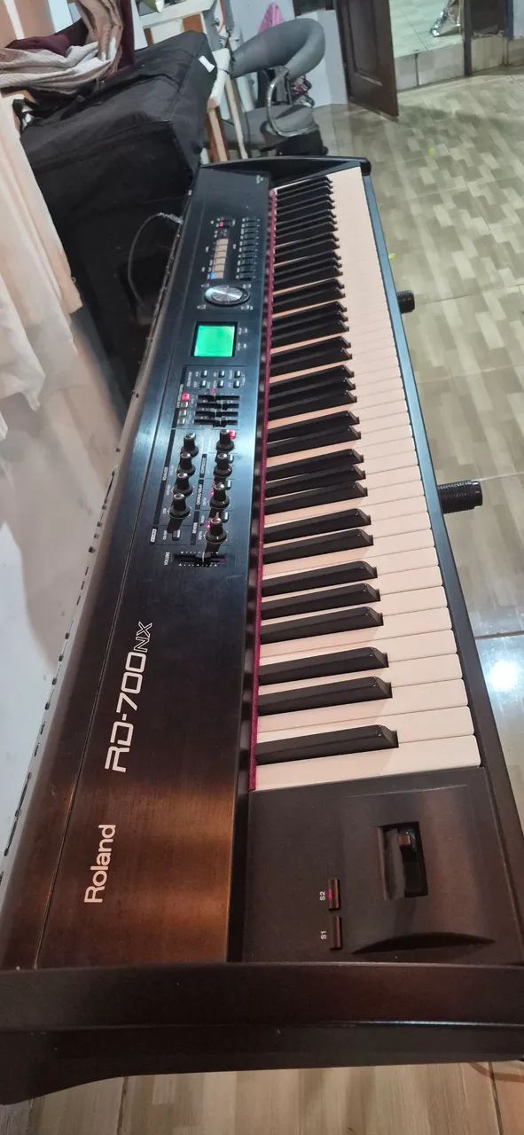 Teclado Roland RD700nx - Foto 3