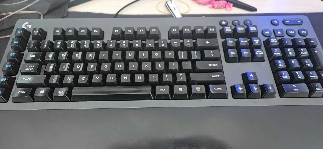 Teclado Logitech G613