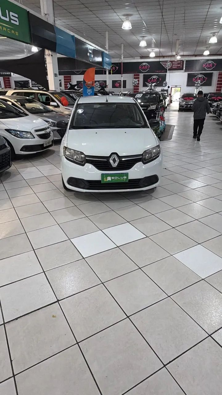 Renault Logan Authentique Hi-flex 1.0 16V 4P 2016