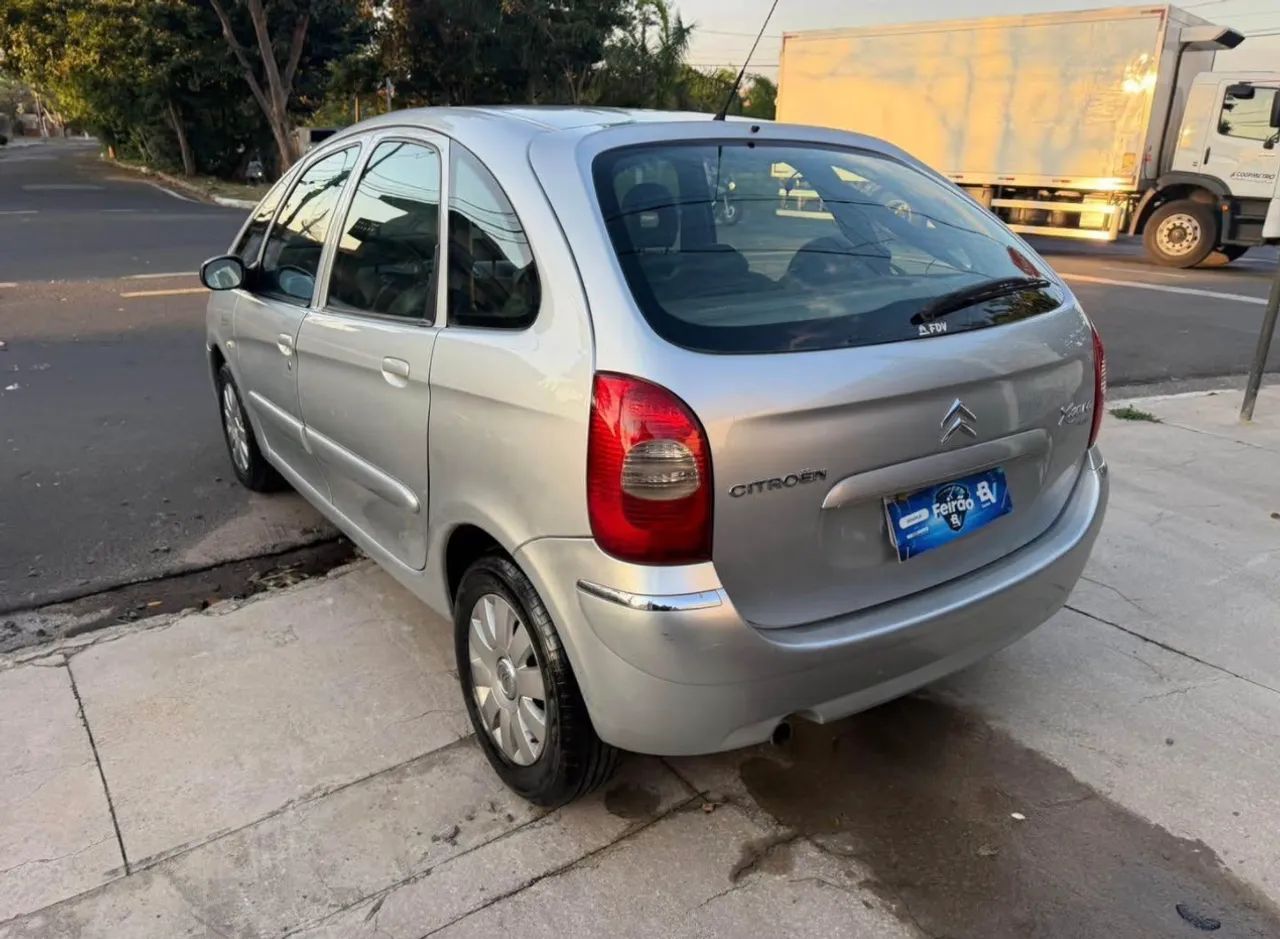 Citroën Xsara Picasso GLX 1.6/ 1.6 Flex 16V, foto 6 de 8