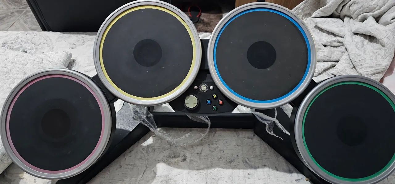 Vendo guitarra e bateria games - Foto 2