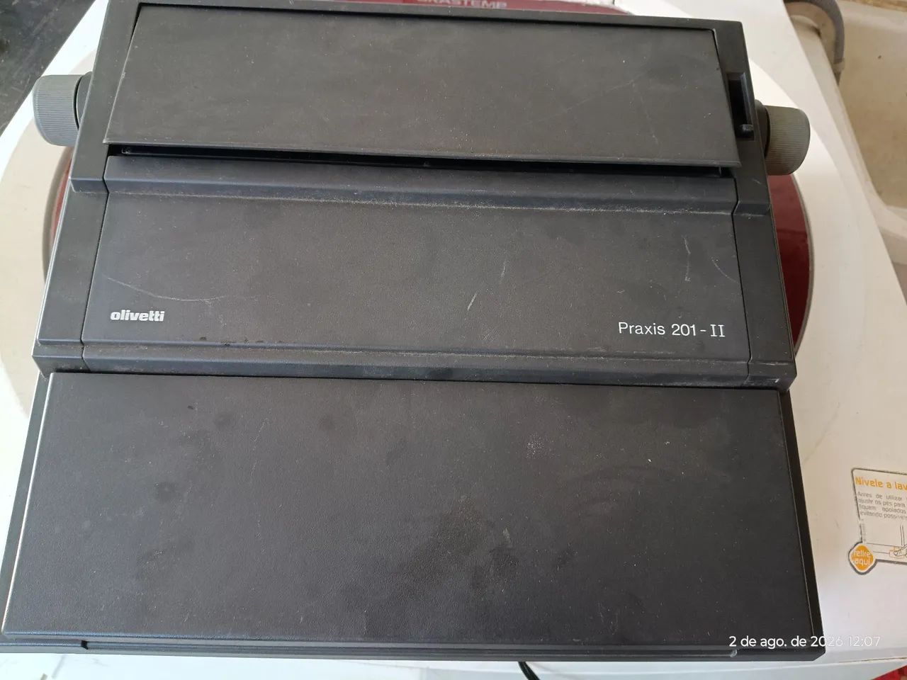 Máquina de escrever Olivetti  Praxis-201-II - Foto 4