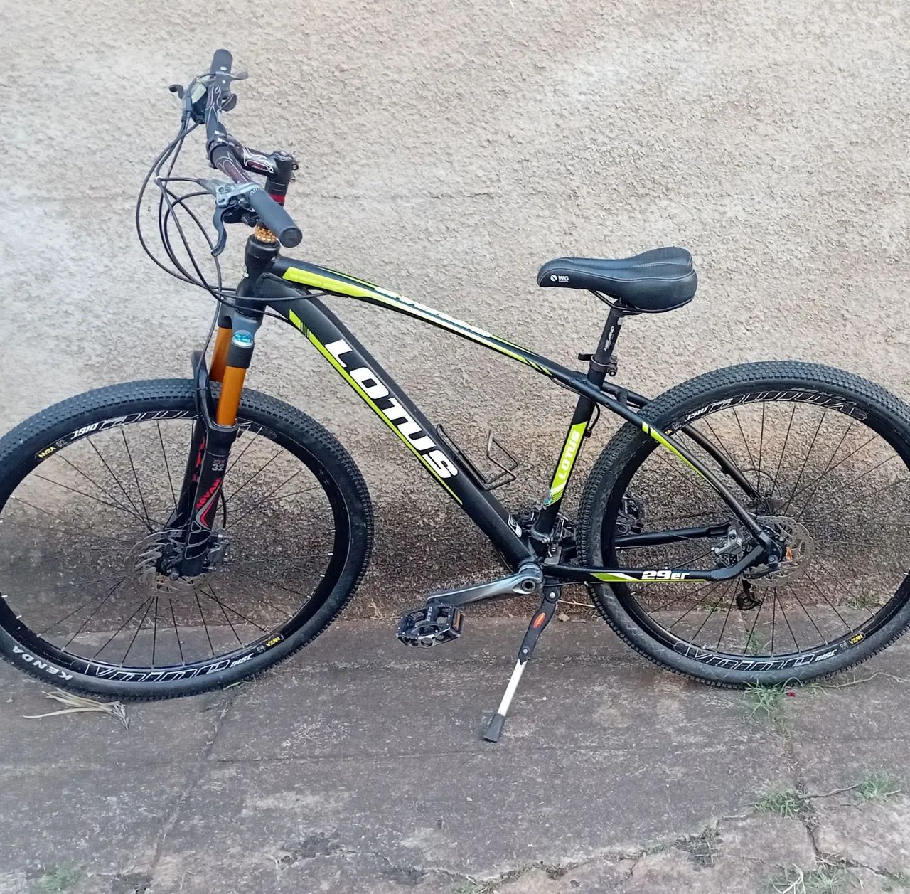BICICLETA LOTUS SHIMANO ARO 29