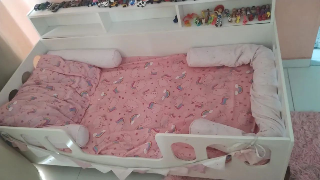 Cama infantil montessoriana 