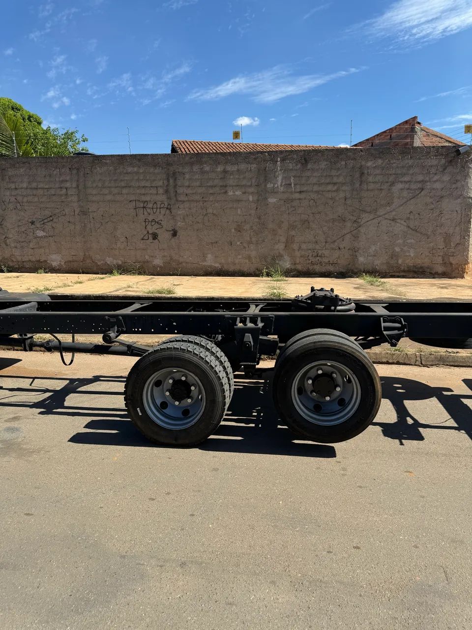 Ford cargo 815 Trucado - Foto 4