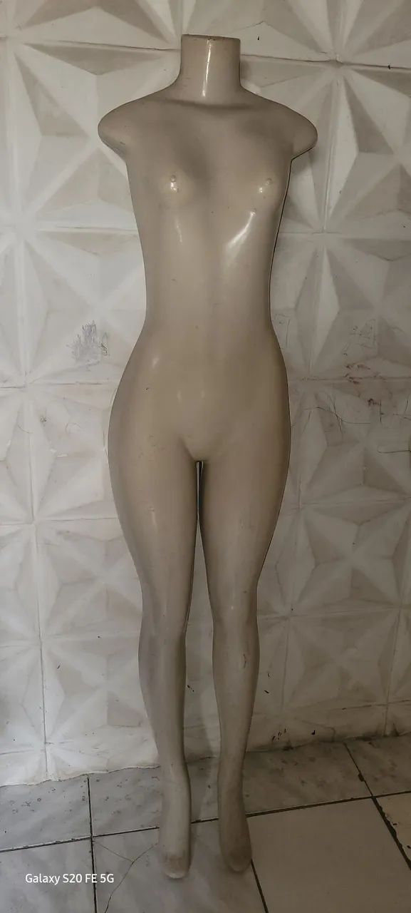 Manequins femininos - Foto 4