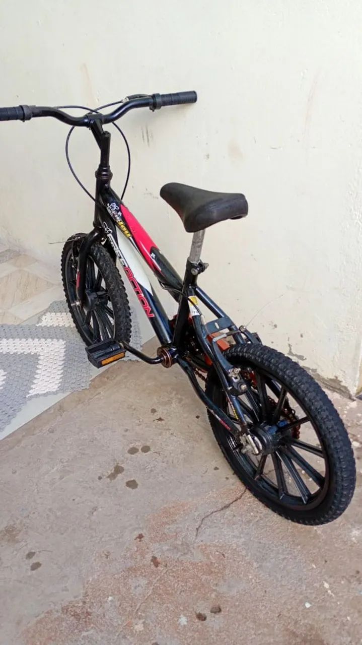 Bicicleta aro 16 SemiNova - Foto 2