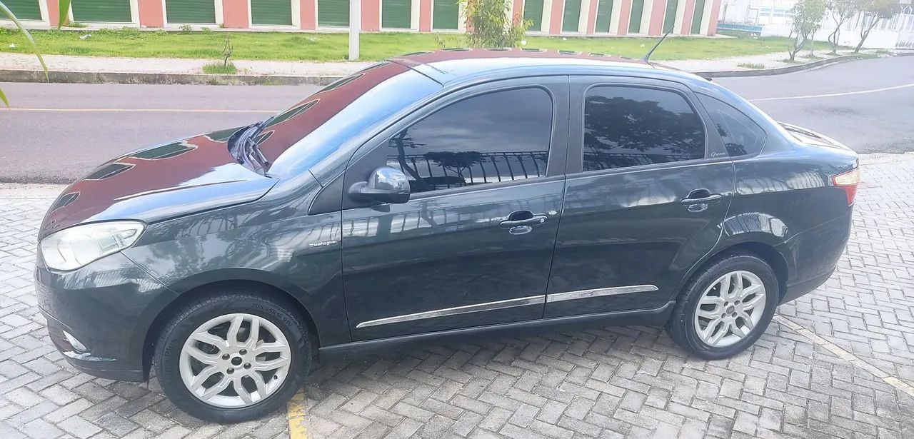 Fiat Grand Siena Essence Dual. 1.6 Flex 2014 - Foto 2