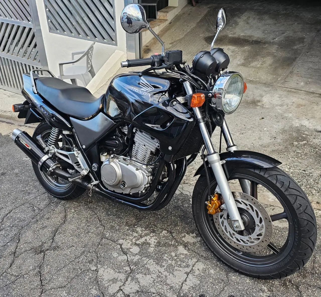 Cb 500