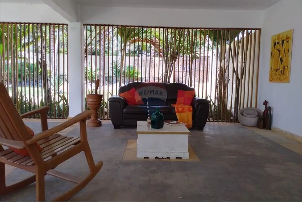 Imóvel em Flecheiras, 1.200 m2 de área construída em 3.116 m2 de terreno - Foto 5
