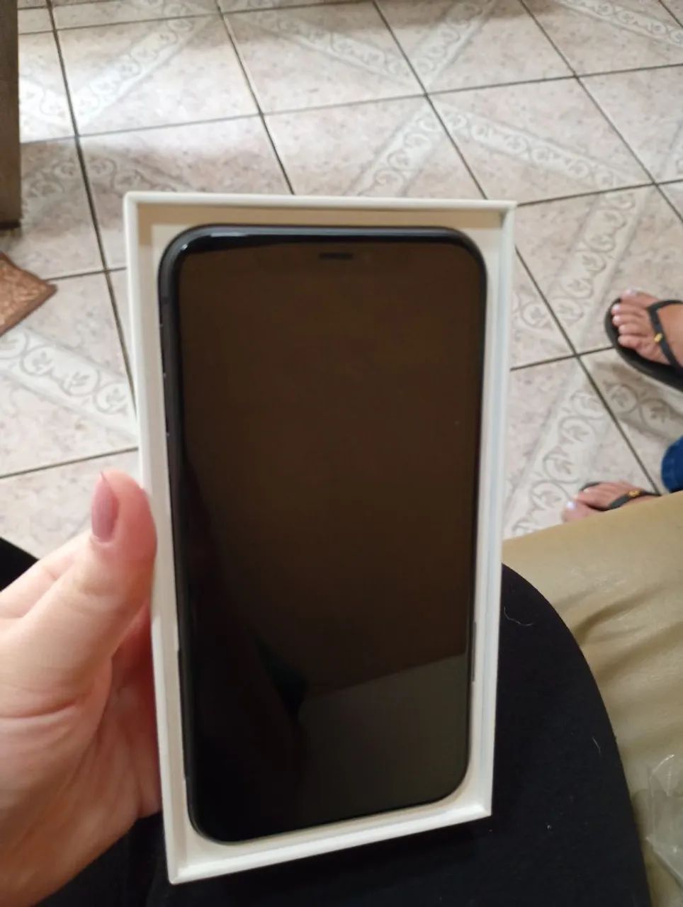 Vende-se um iPhone 11, 64gb Impecável de novo. - Foto 3