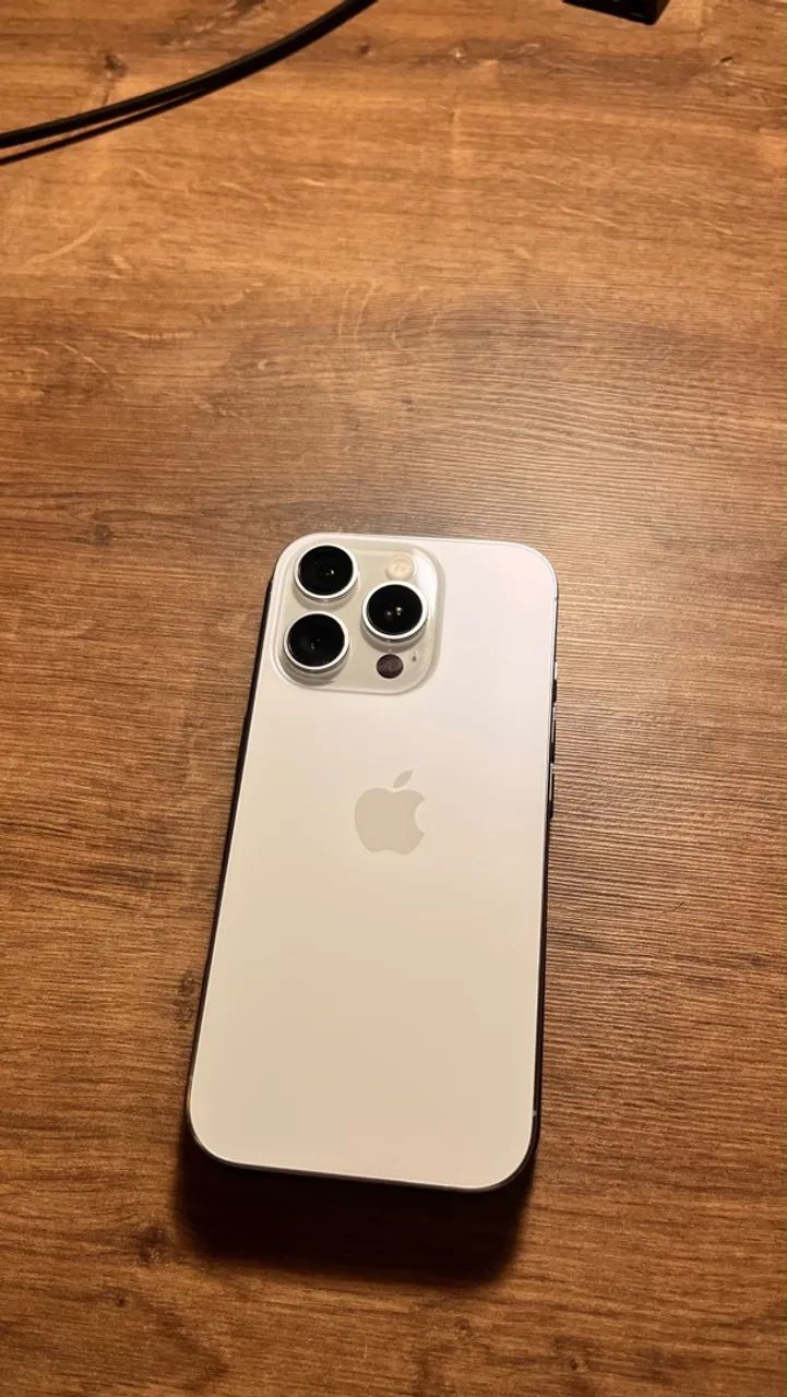 iPhone 16 pro 128GB - 89% bateria 
