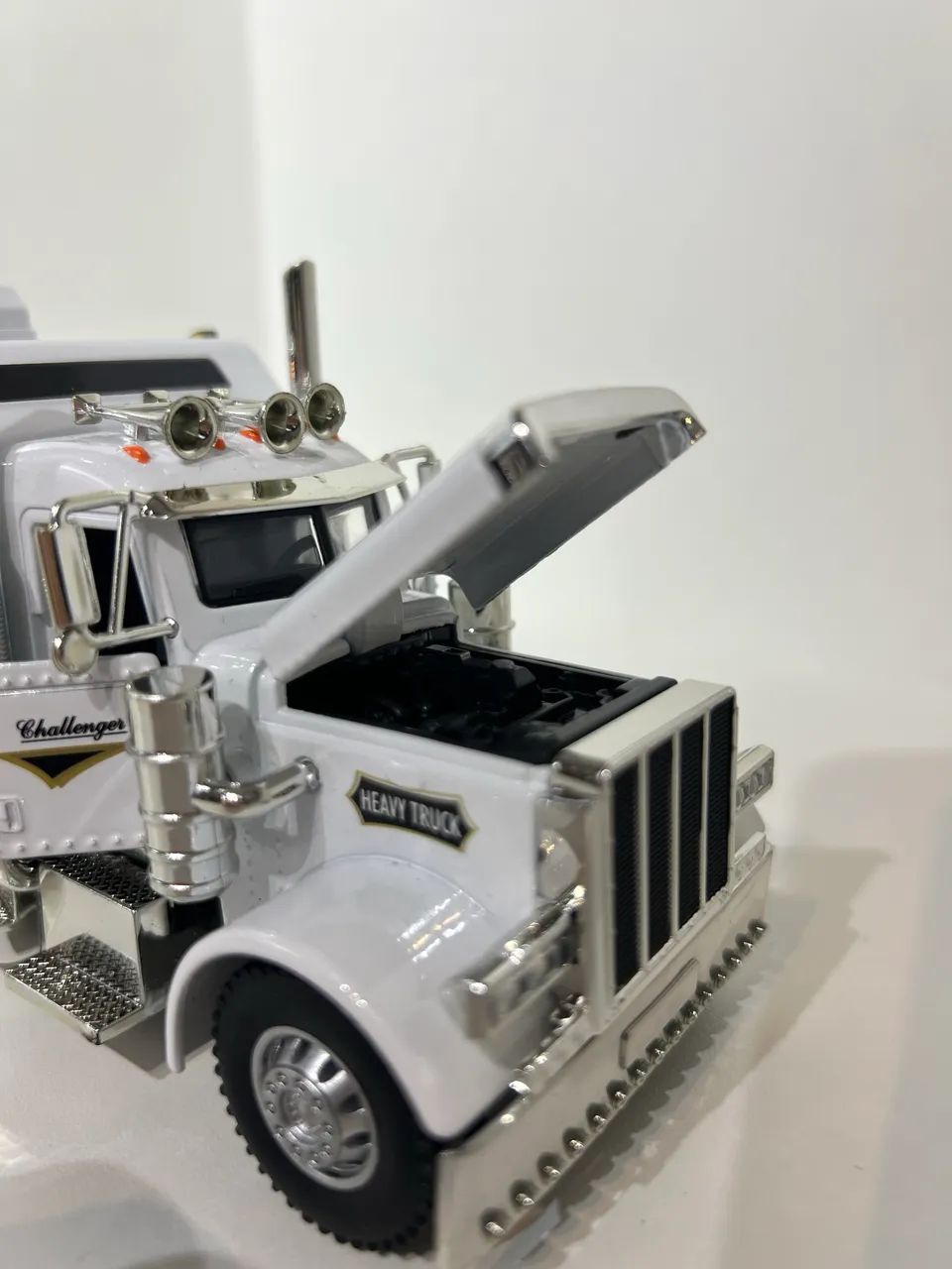 Heavy Truck Peterbilt 1:24 - Foto 3