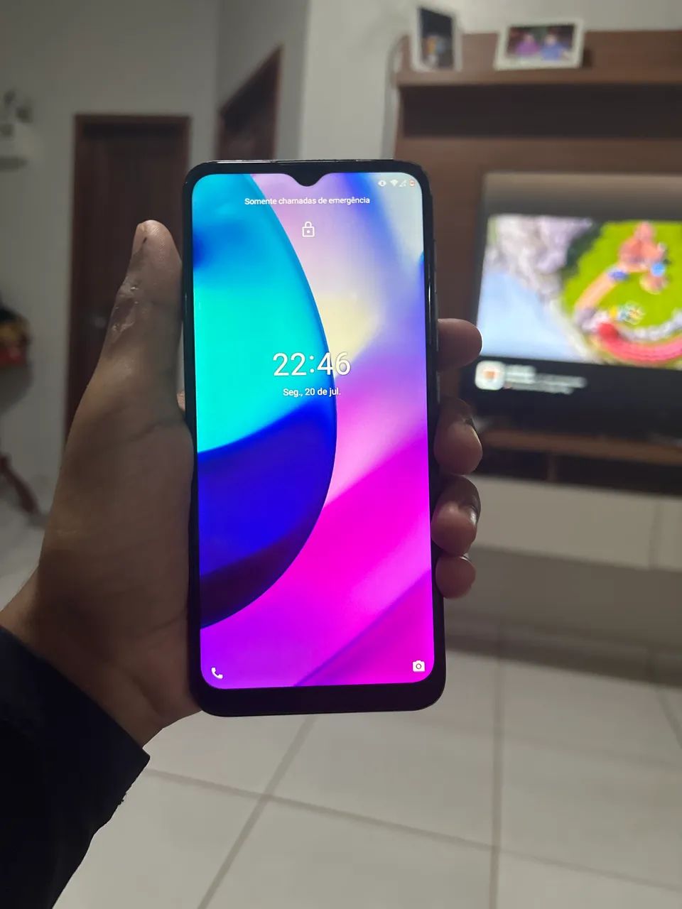 Motorola E20