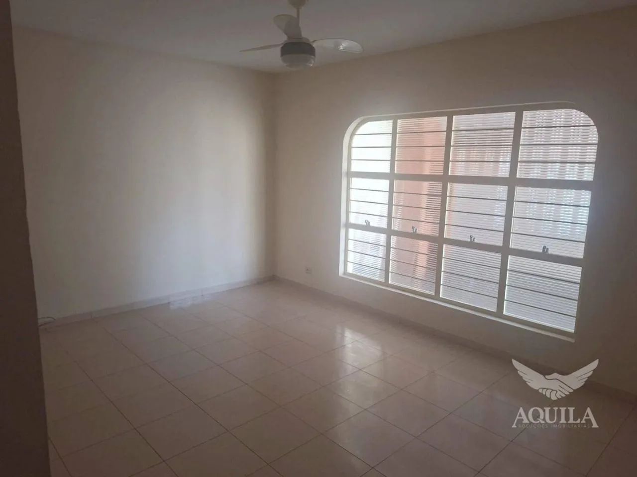 CASA TERREA - 03 DORMITORIOS - 01 SUITE - BARCELONA - SOROCABA/SP
