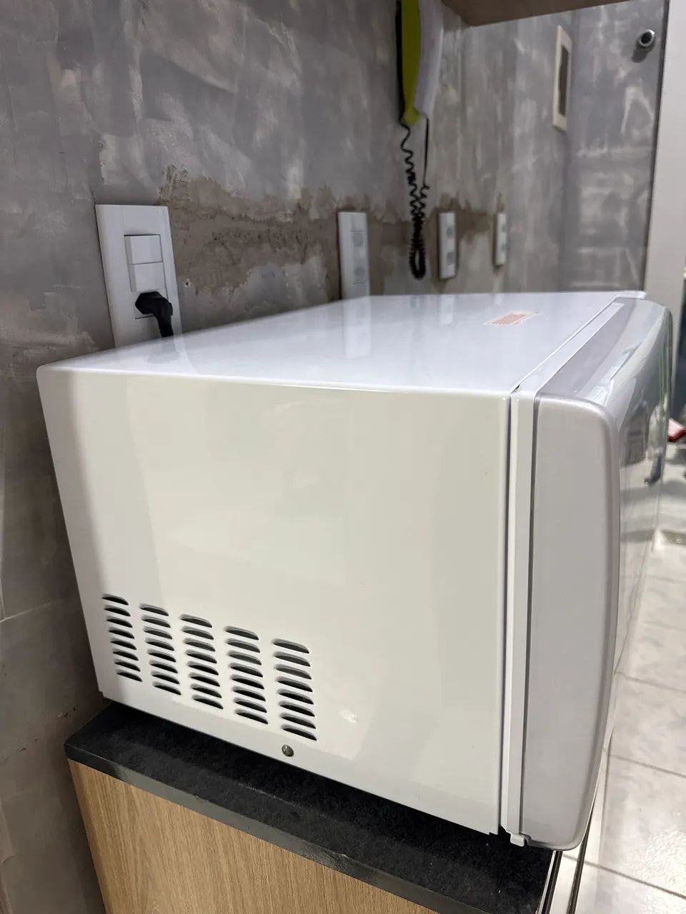 Micro-ondas Electrolux 34L - Foto 5