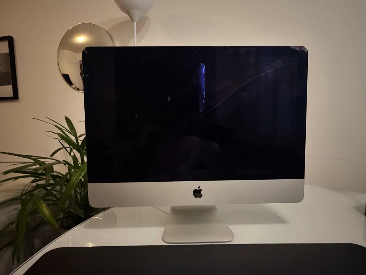 iMac 2014 - 21.5 Tela Retina + Magic Mouse e Keyboard - Foto 4