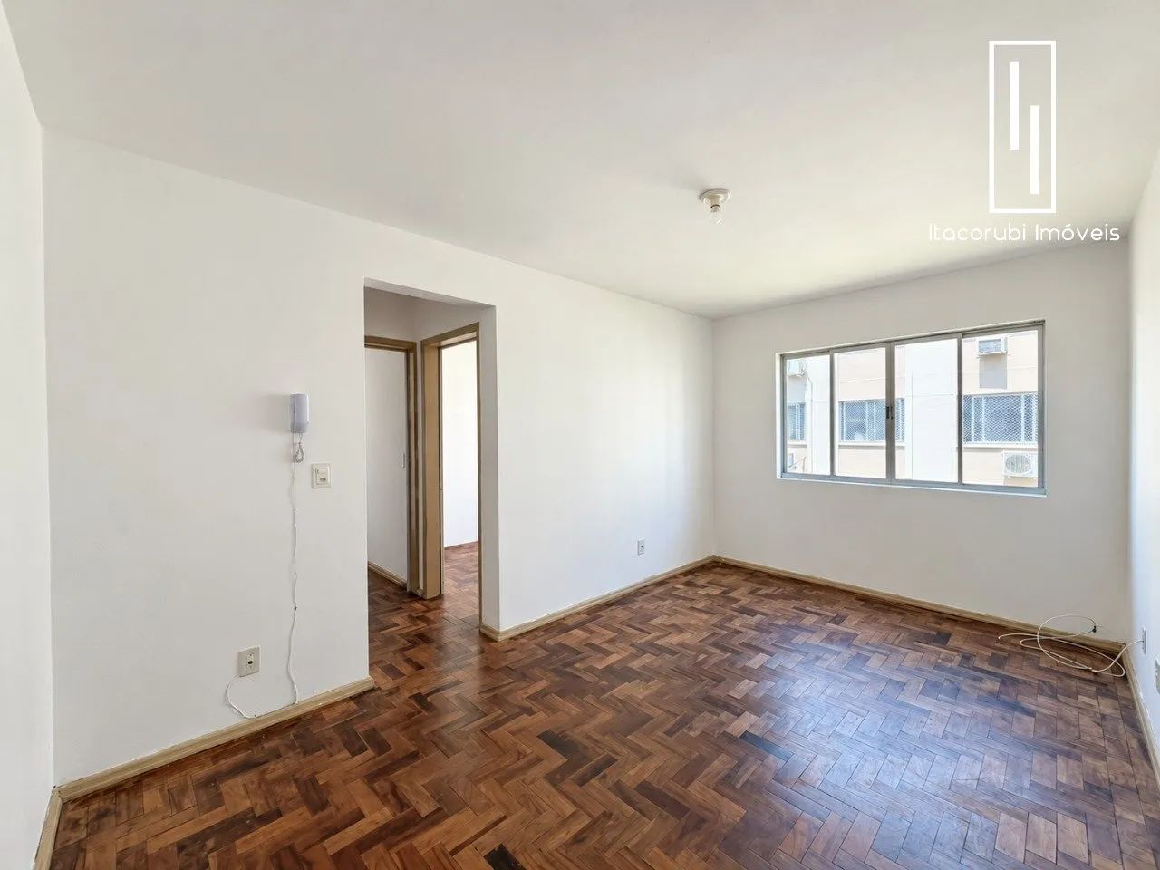Apartamento com 03 quartos, próximo a UFSC!