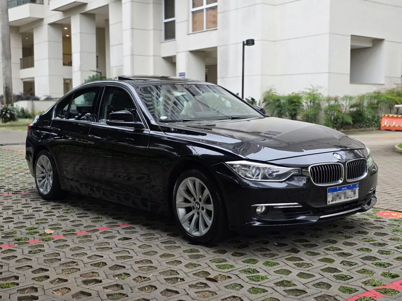BMW 328I A Luxury/modern 2.0 TB 16V 4P 2013 2013