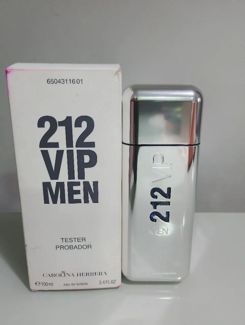 Perfume 212 Vip Men 100ml  - Foto 2