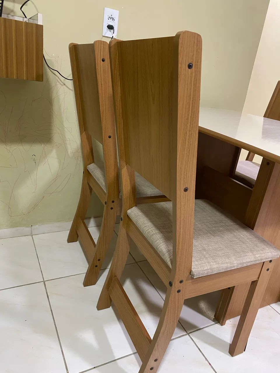 Vendo mesa Mdf semi nova perfeito estado - Foto 4
