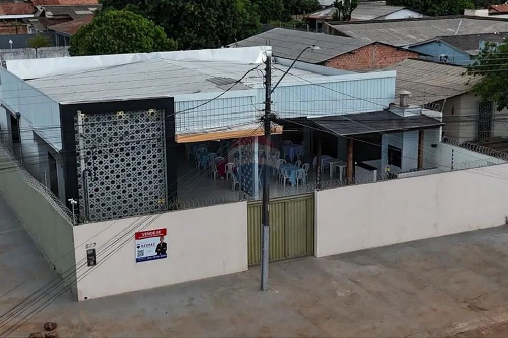 Espaço à venda no bairro Caranã